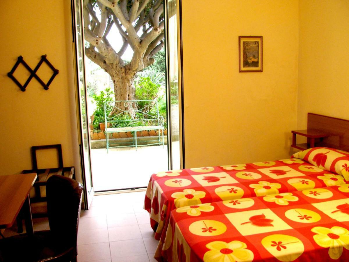 Bed & Breakfast Le Palme Agrigento Exteriör bild